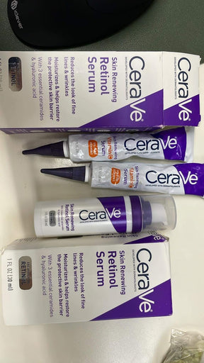 CeraVe Vitamin C Serum with Hyaluronic Acid With 10% Pure Vitamin C